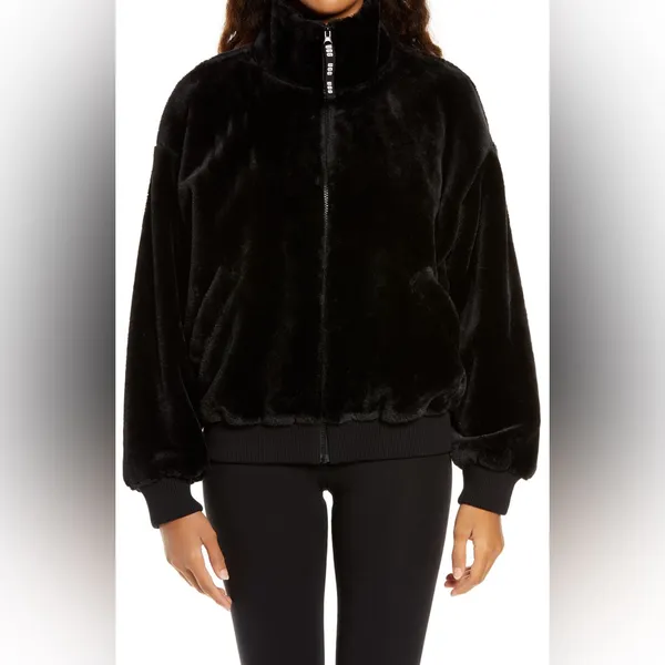 Ugg Laken Mock Neck Fleece Jacket in Black Size Medium - Image 2