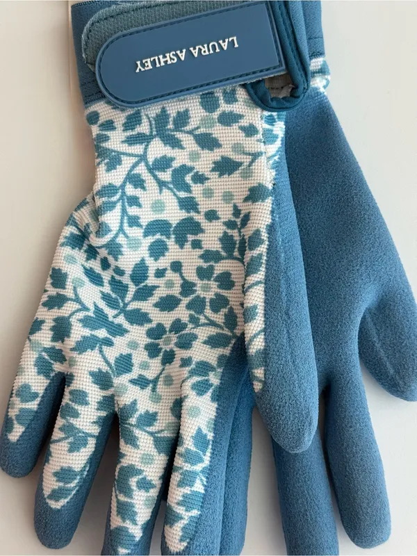 Laura Ashley nwt size small Blue Floral Garden Gloves - Image 2