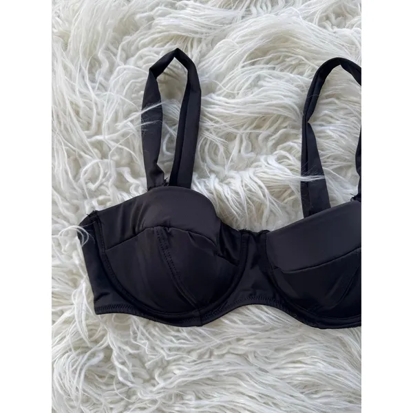 Skims Strapless Underwire Bikini Top Onyx Size XS - Image 6