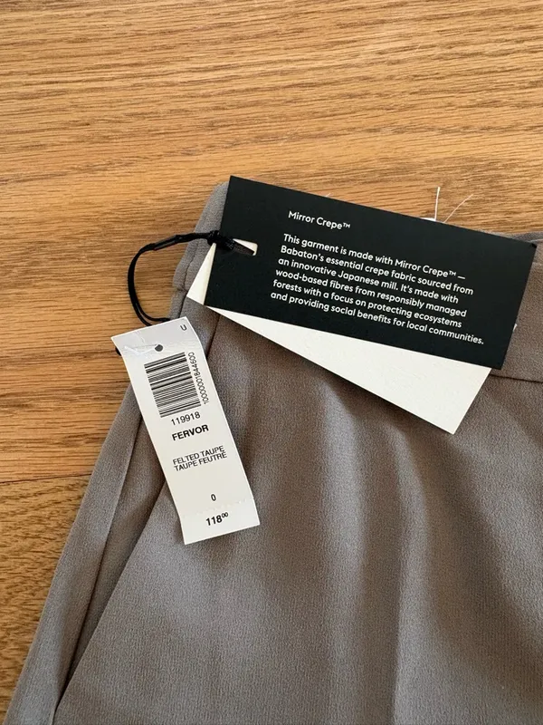 Aritzia Babaton fervor short taupe - Image 2