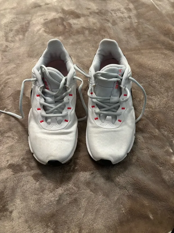 Nike Legend Essential 2 Women’s Sneakers Size 6.5 White/Gray/Pink - Image 8