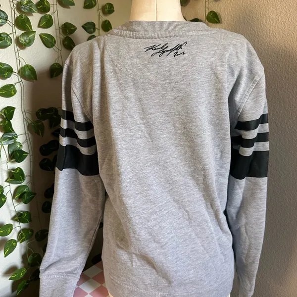 Karl Lagerfeld Gray and Black Eiffel Tower Sweater - Image 4
