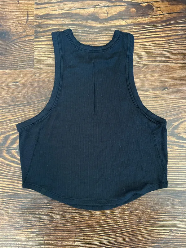 Lululemon Hold Tight Tank Cropped - Image 2