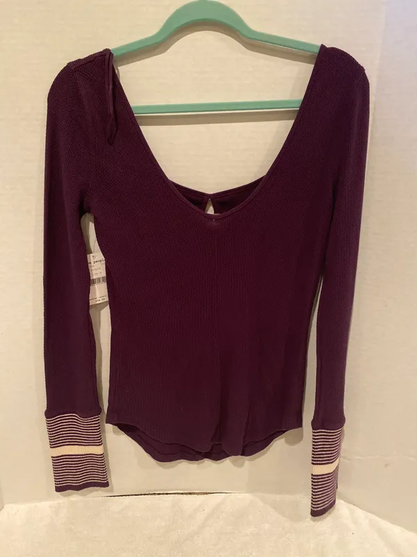 Free People NWT! Purple  Top - Image 2