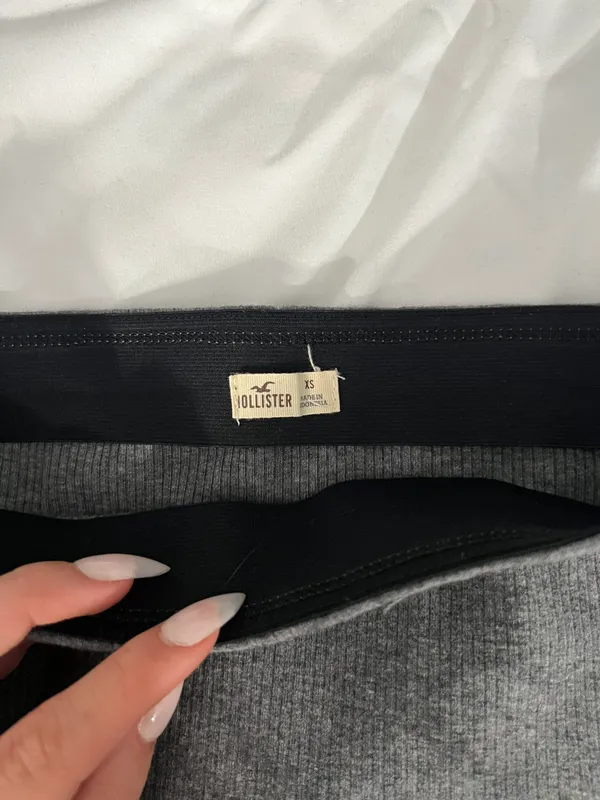 Hollister Pencil Skirt - Image 2