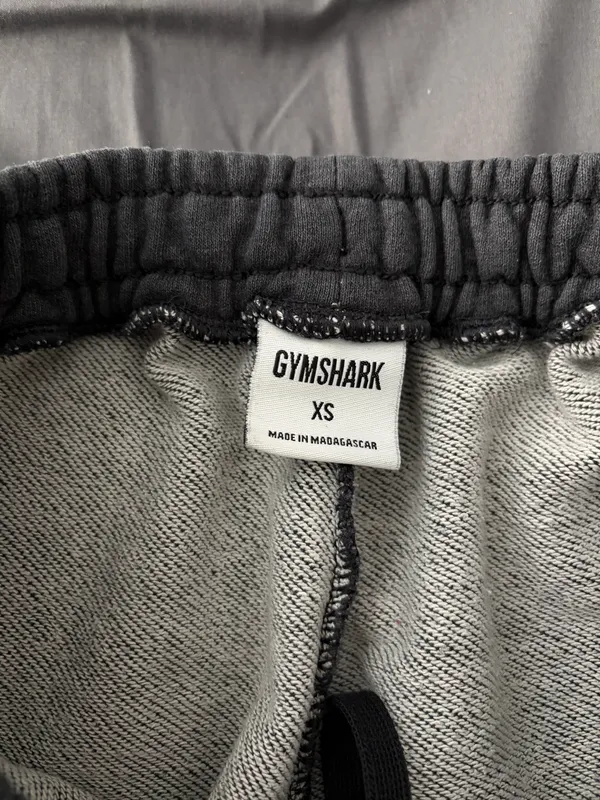 Gymshark gray sweatpants - Image 2
