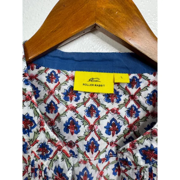 Roller Rabbit Cotton‎ V Neck Top Size Large - Image 4