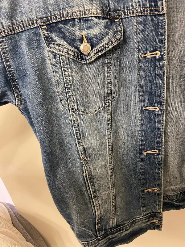 American Eagle Denim Jacket - Image 4
