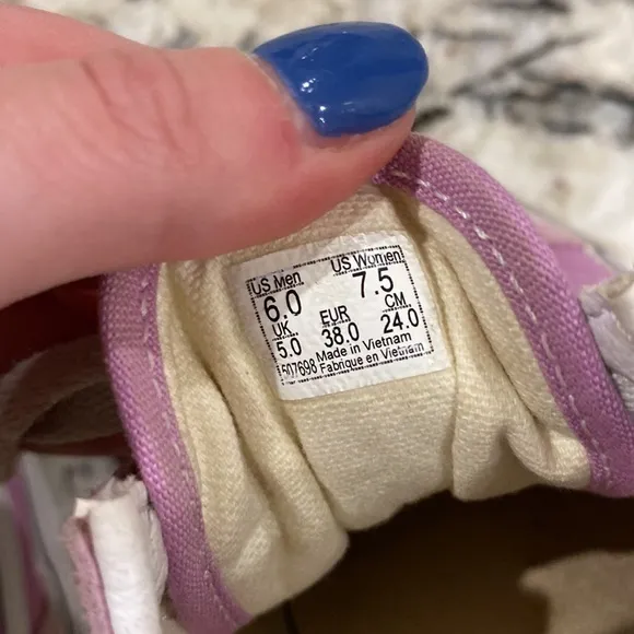 Old Skool‎ Vans -pink/purple- women’s size 7.5 - Image 7
