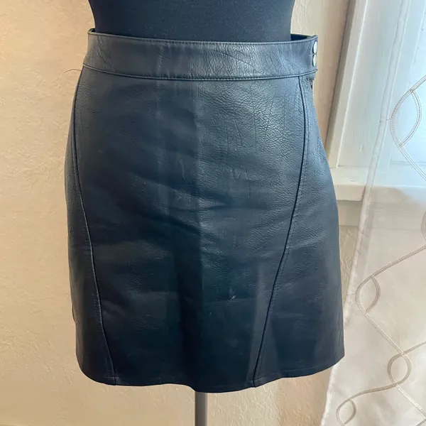 Leather Skirt - Image 4