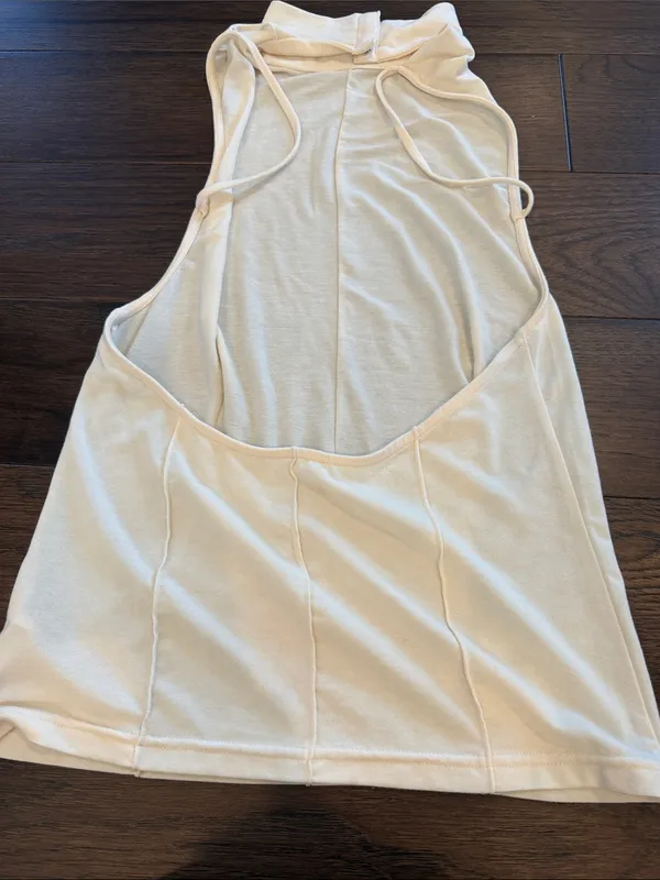 Reformation Off White MockNeck Sleeveless Top Medium - C27-113 - Image 7