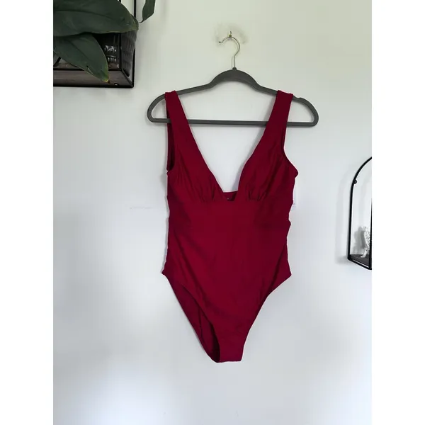 NWT Quince Cherry Red Italian Plunge One-Piece Swimsuit Size Large - Image 3