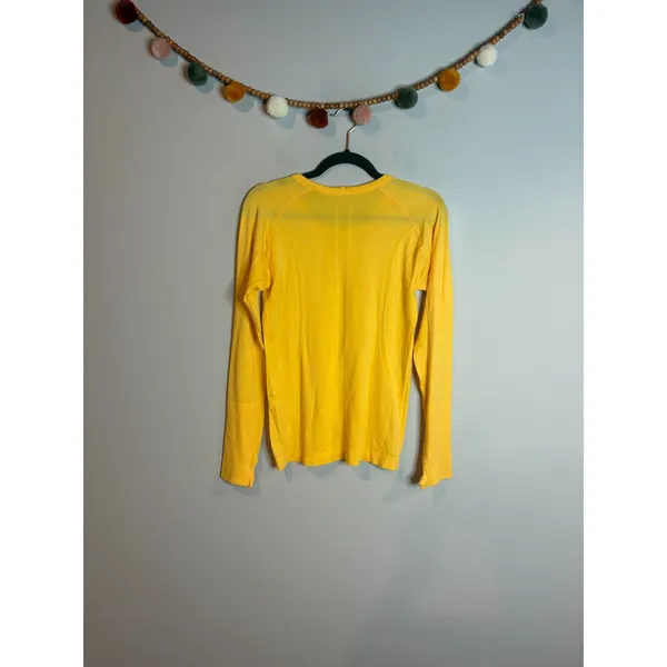 Amazon golden yellow seamless athletic top - Image 2