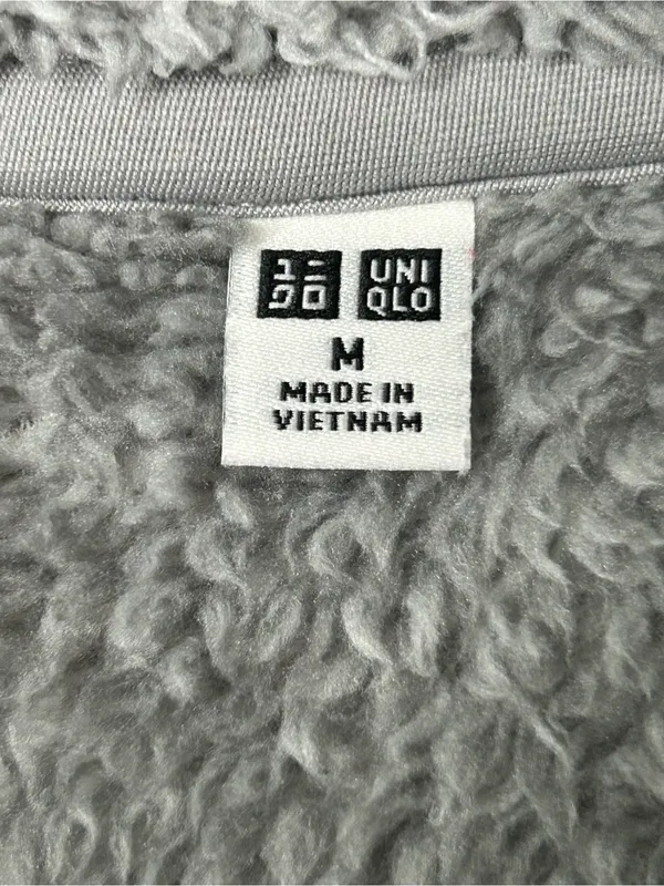 Uniqlo Grey Teddy Jacket Size M - Image 5