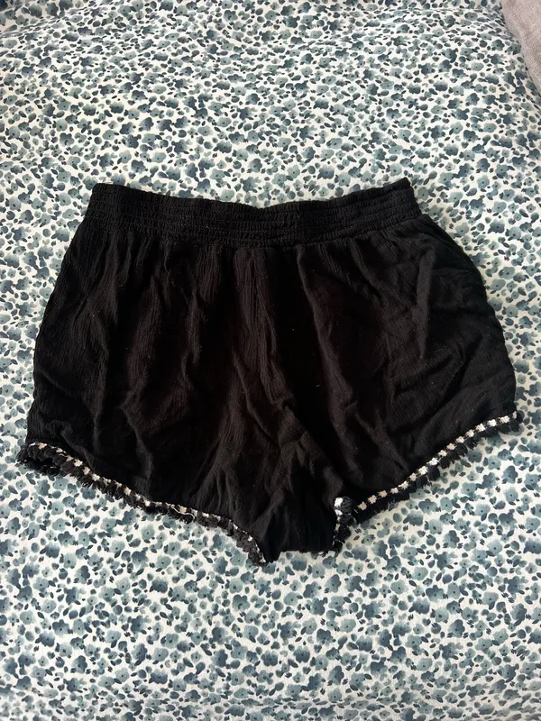Bohemian black women’s shorts - Image 3
