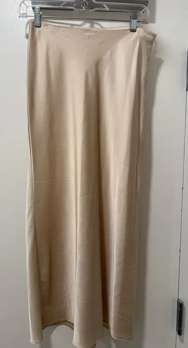 Abercrombie & Fitch satin midi skirt - Image 2