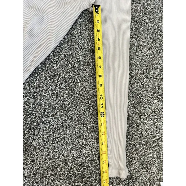 UNIQLO off-white ribbed long-sleeve knit turtleneck top M - Image 10