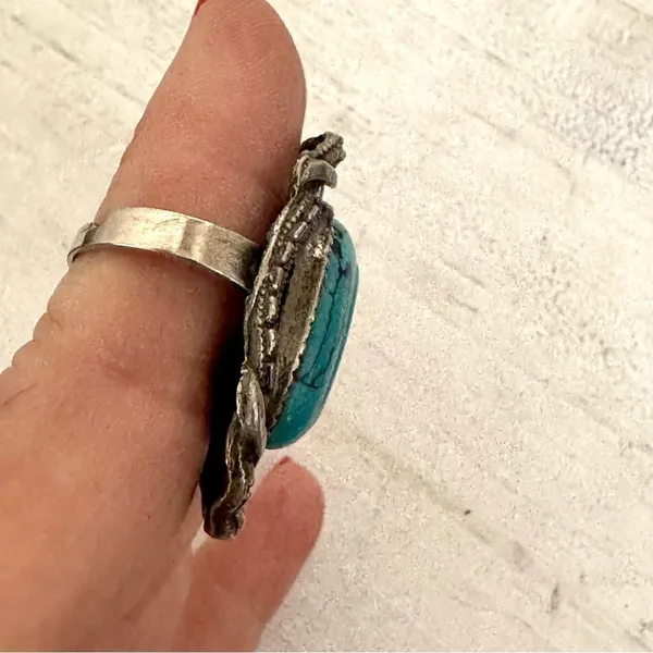 Turquoise tone silver tone adjustable ring - Image 2