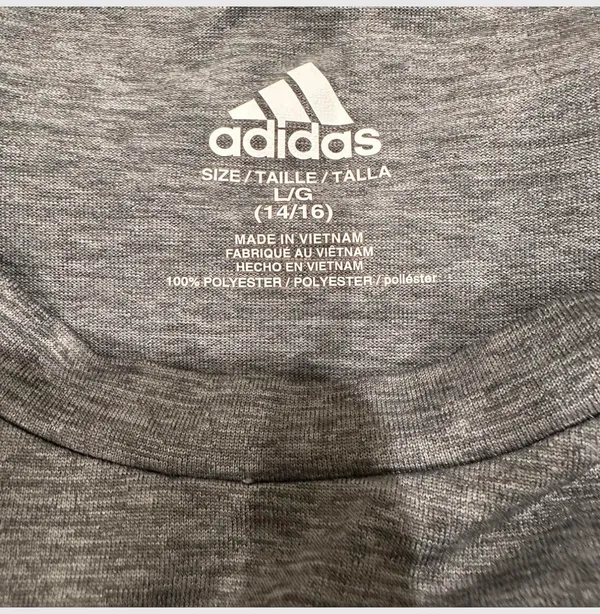 Adidas Teen unisex T-shirt size 14-16 - Image 5
