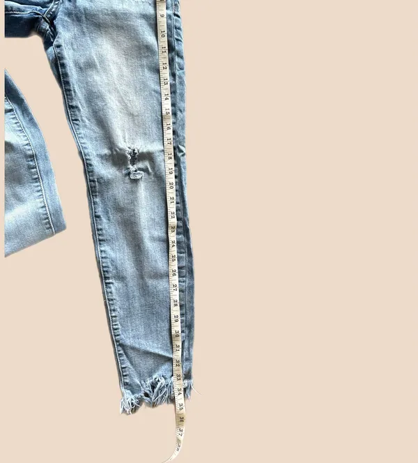 KanCan Ripped Jeans - Image 8