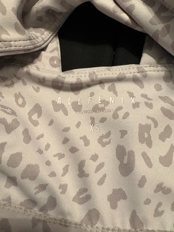 cheetah print sports bra - Image 2