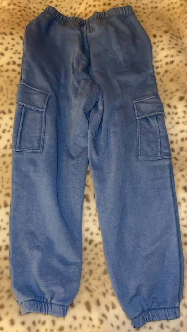 American Eagle Oversized Cargo Sweats - Image 2