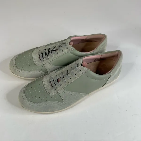 Vionic‎ Karigan Comfort Sneakers Size 8.5 - Image 3
