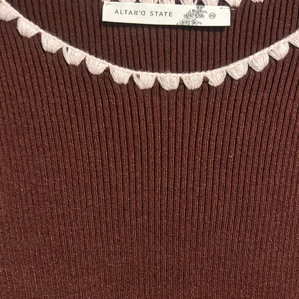 Altar'd State Brown Knit Tee with Pink Trim - Image 5