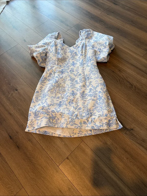 Lilly Pulitzer Justina Floral Puff Sleeve Romper Dress- size 14 - Image 4