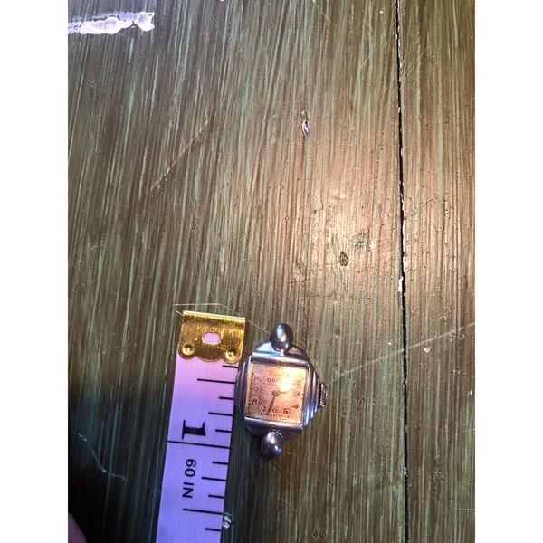 Gruen Vintage Women's Silver Small Thin Watch - Image 6
