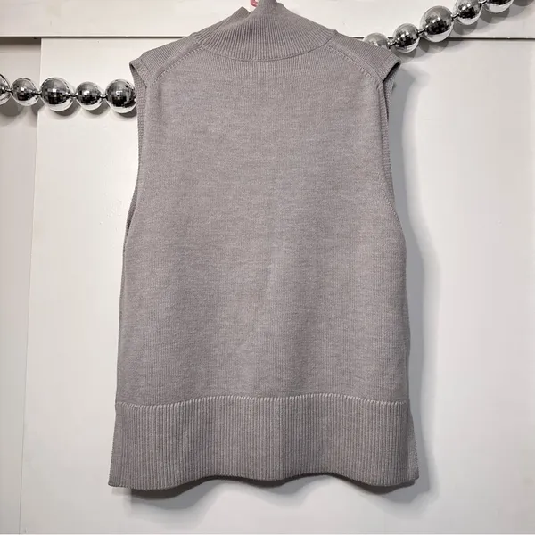 Aritzia Babaton Successor Merino Wool Sleeveless Turtleneck Sweater Top - Image 8