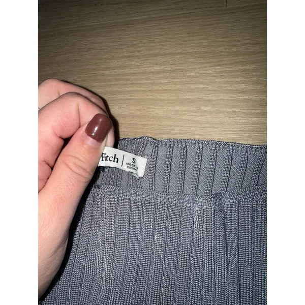 Women’s Abercrombie Sweater - Image 3