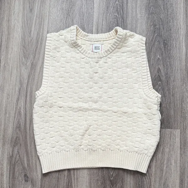 BDG Textured Cream Knit Vest Size Large Women’s Cotton blend Sweater - Image 2