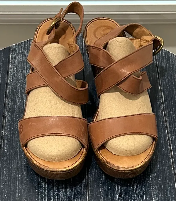 Born Chunky Heel Sandals - Image 2