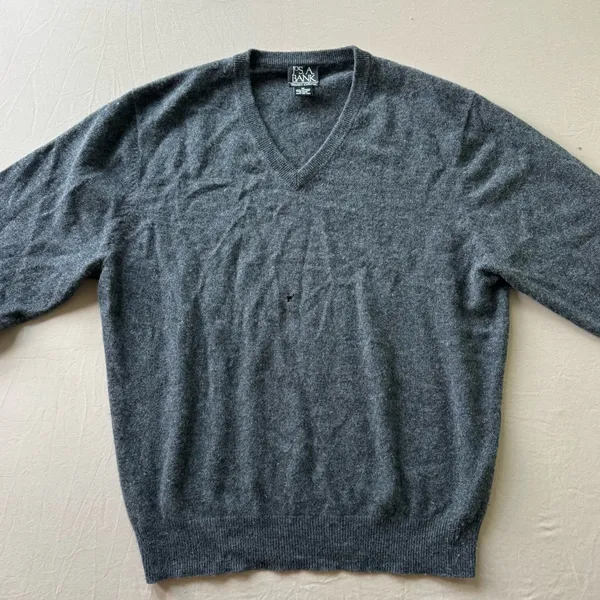 Vintage JoS. A. Bank V-Neck Cashmere Sweater - Image 2