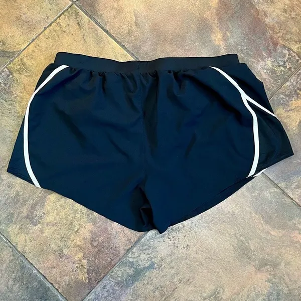 Under Armour Women’s Athletic Active Black Loose Shorts XL - Image 9