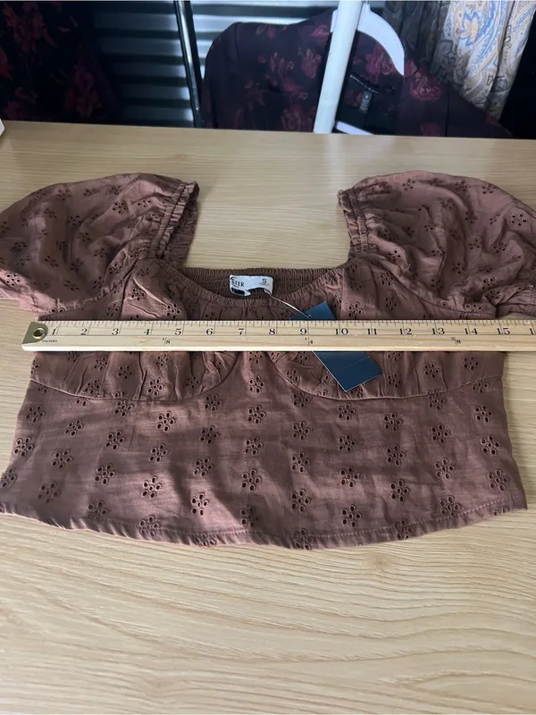 Hollister Brown Eyelet Puff Sleeve Crop Top & Ruffle Mini Skirt Set S/XS - Image 12