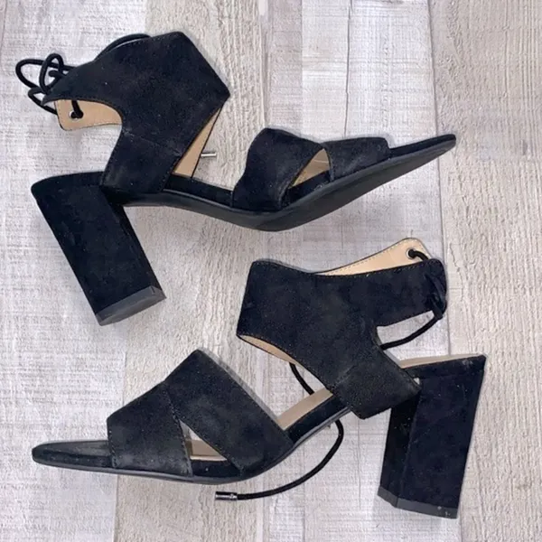 Franco Sarto black block heels size 6 1/2 medium - Image 5