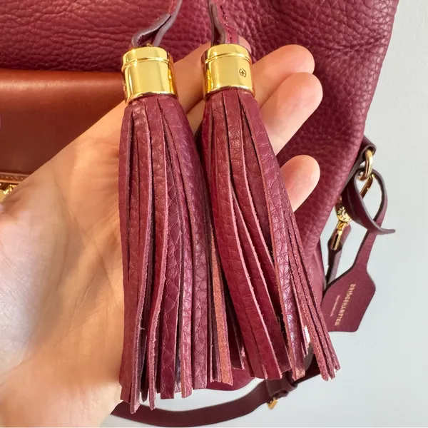 Isaac Mizrahi Bridgehampton Burgundy Cognac Leather Tote‎ Messenger Turnlock Bag - Image 8
