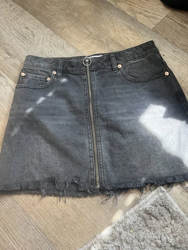 We the Free black denim skirt size 27 - Image 3