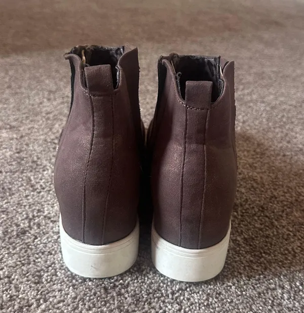 Brown Sneaker Wedge Shoes - Image 3