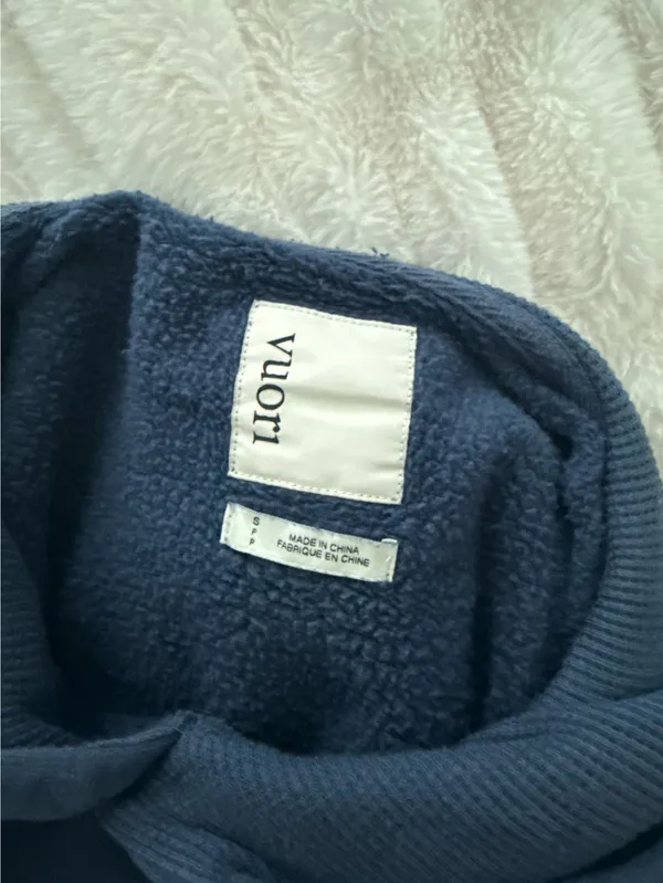 Vuori Seaside Sweatshirt - Image 4