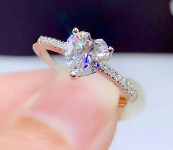 18K White Gold Plated Adjustable Crystal Love Heart 1 CT CZ Diamond Ring for Women - Image 3