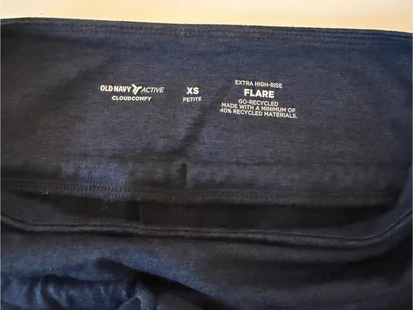 Old Navy Active Women's Dark Navy Leggings - Image 2