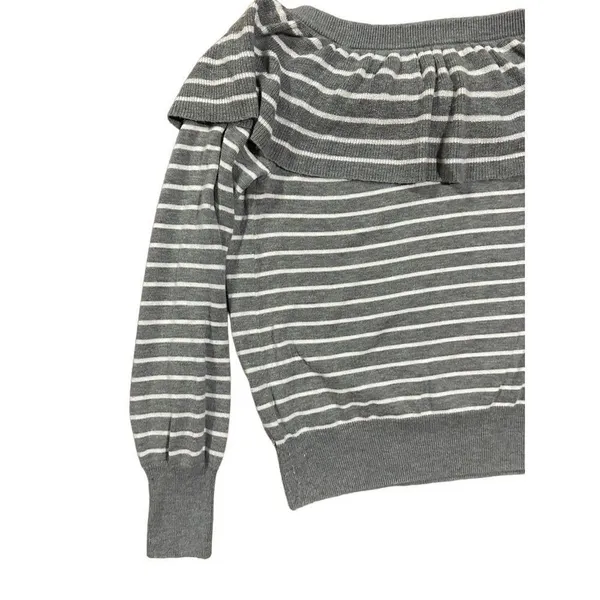 Joie‎ gray white striped ruffle sweater sz small - Image 3