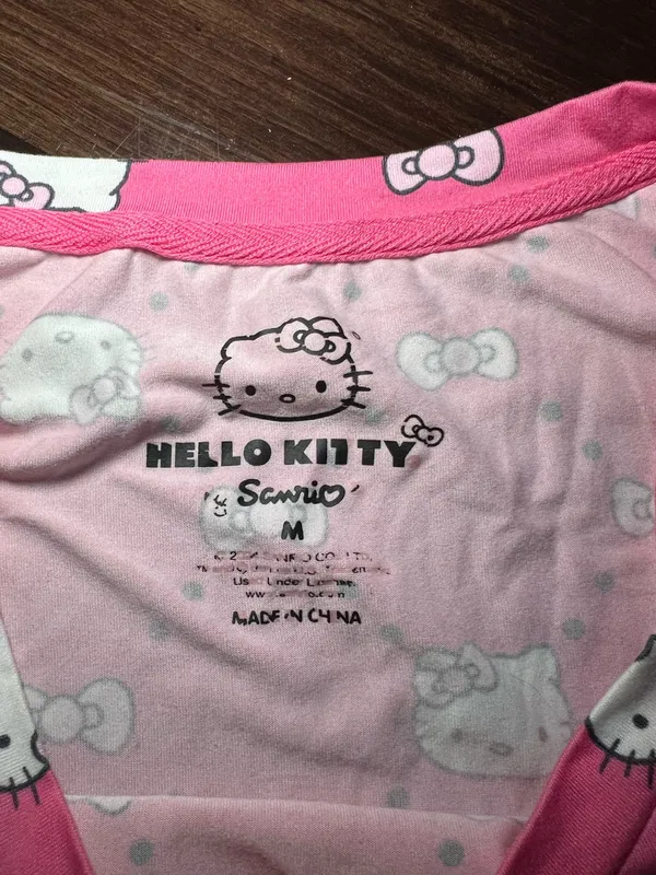 Hello Kitty Nightgown Sleepwear Size Medium - Image 5