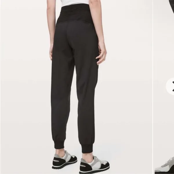 Lululemon Dance Studio Jogger size 2 - Image 8