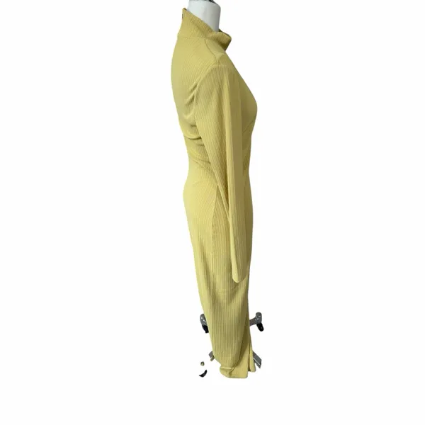 Reformation Mallorie Ribbed maxi dress‎ size medium - Image 4