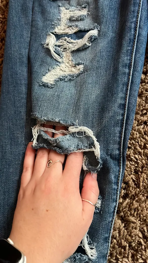 American Eagle Jeans - Image 8