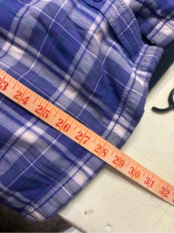 L.L. Bean Women’s Fleece Lined Flannel Shirt Size XL Purple Plaid Button Shacket - Image 4